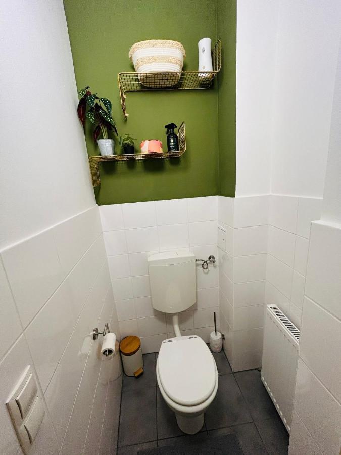 Apartment 5 Min Schoenbrunn Gloriette, Direct To City Center, Free Parking Відень Екстер'єр фото