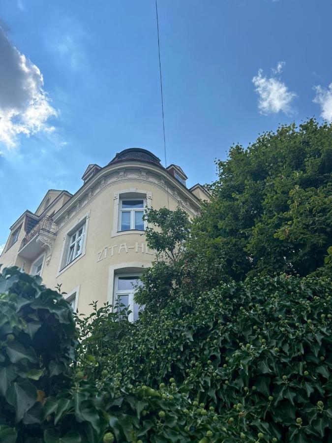 Apartment 5 Min Schoenbrunn Gloriette, Direct To City Center, Free Parking Відень Екстер'єр фото