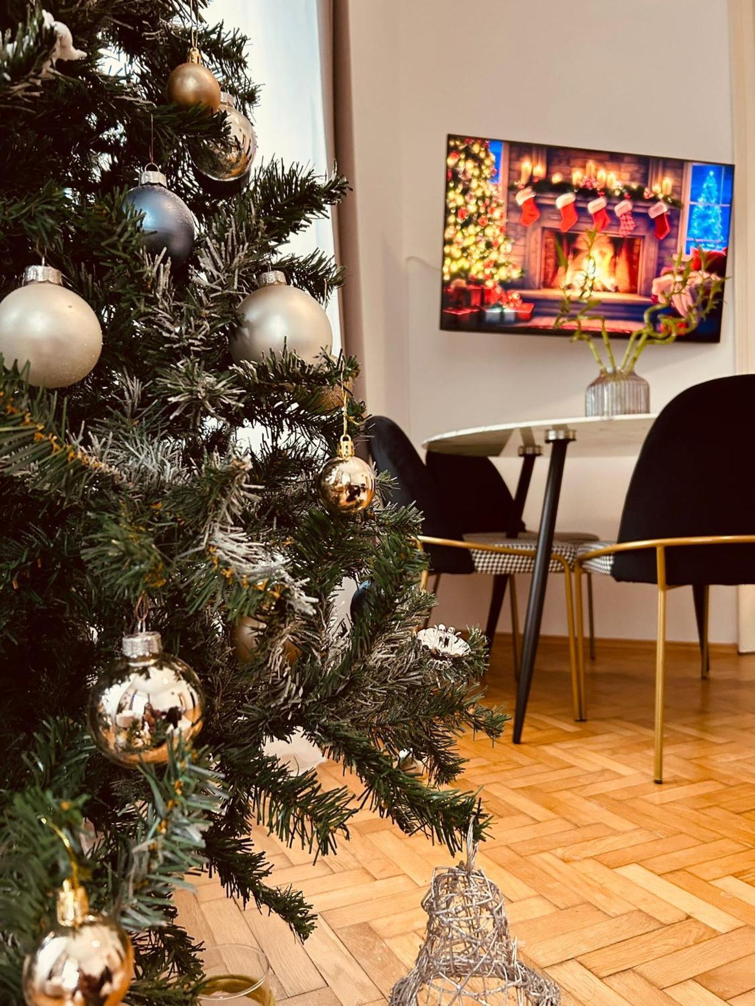 Apartment 5 Min Schoenbrunn Gloriette, Direct To City Center, Free Parking Відень Екстер'єр фото