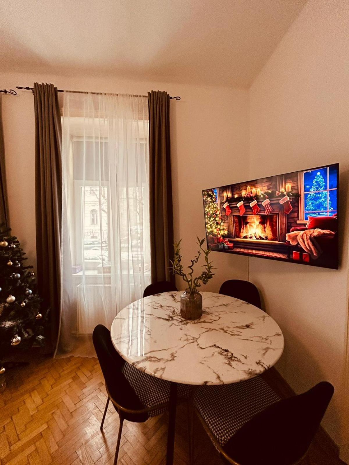 Apartment 5 Min Schoenbrunn Gloriette, Direct To City Center, Free Parking Відень Екстер'єр фото